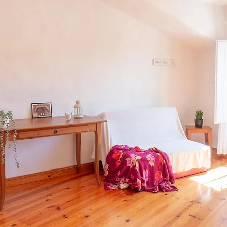 Window To The Valley Holiday home *