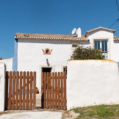 Window To The Valley Holiday home *