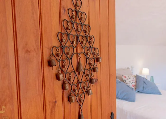 Window To The Valley Santo Isidoro