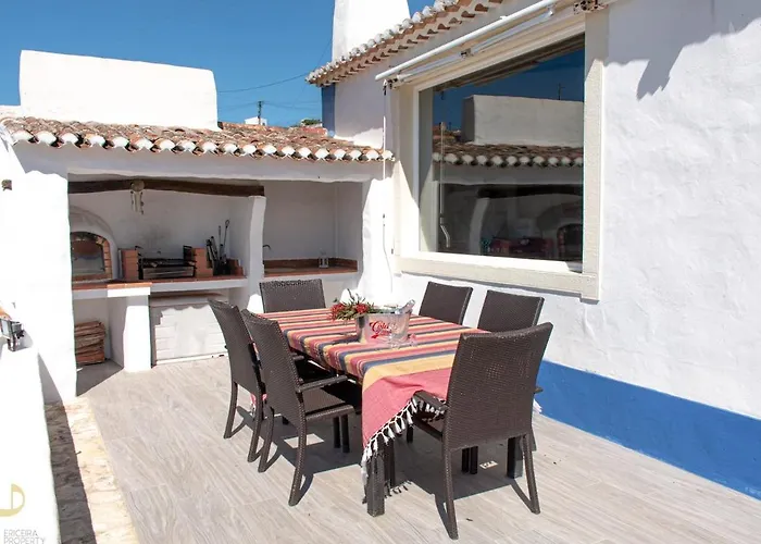 Window To The Valley *